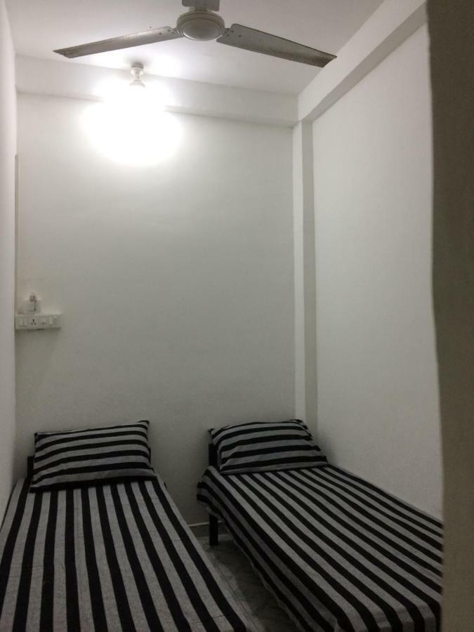 Hotel Rr House à Colombo Extérieur photo